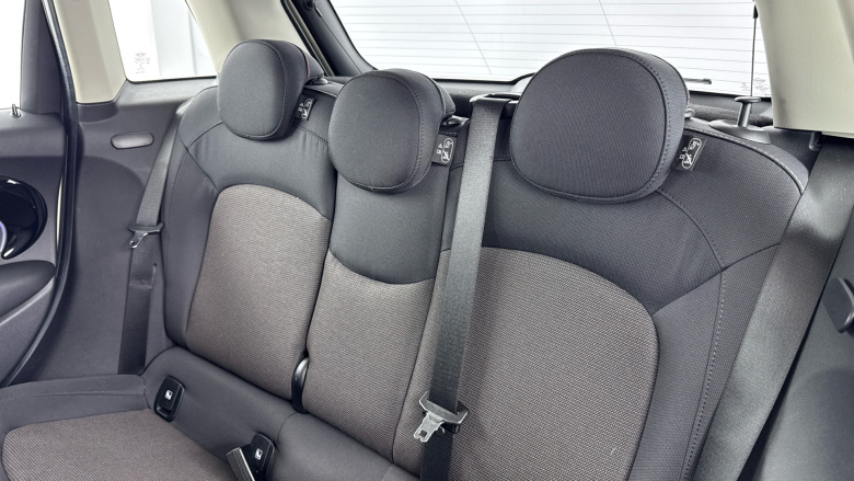 MINI Hatchback 1.5 Cooper Classic II 5dr Petrol Hatchback